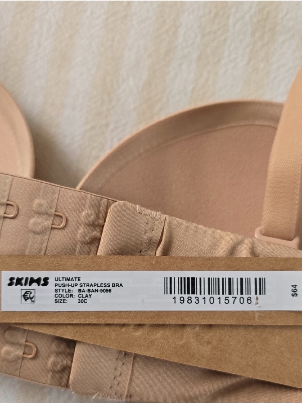 SKIMS Ultimate Push Up Strapless Bra Size: 30C Clay NWT NEW - Picture 4 of 5